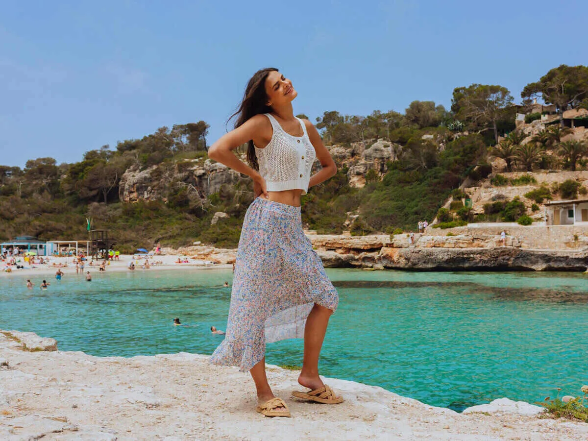 asymetryczne spódnice dla różnych typów sylwetek