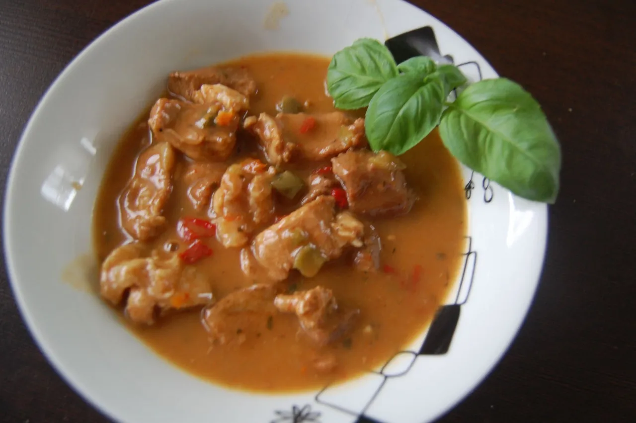 gulasz z łopatki wieprzowej składniki i przygotowanie