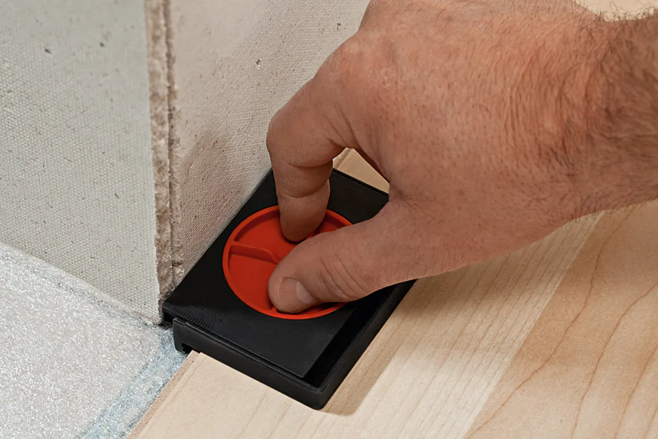 Narzędzia do montażu paneli podłogowych