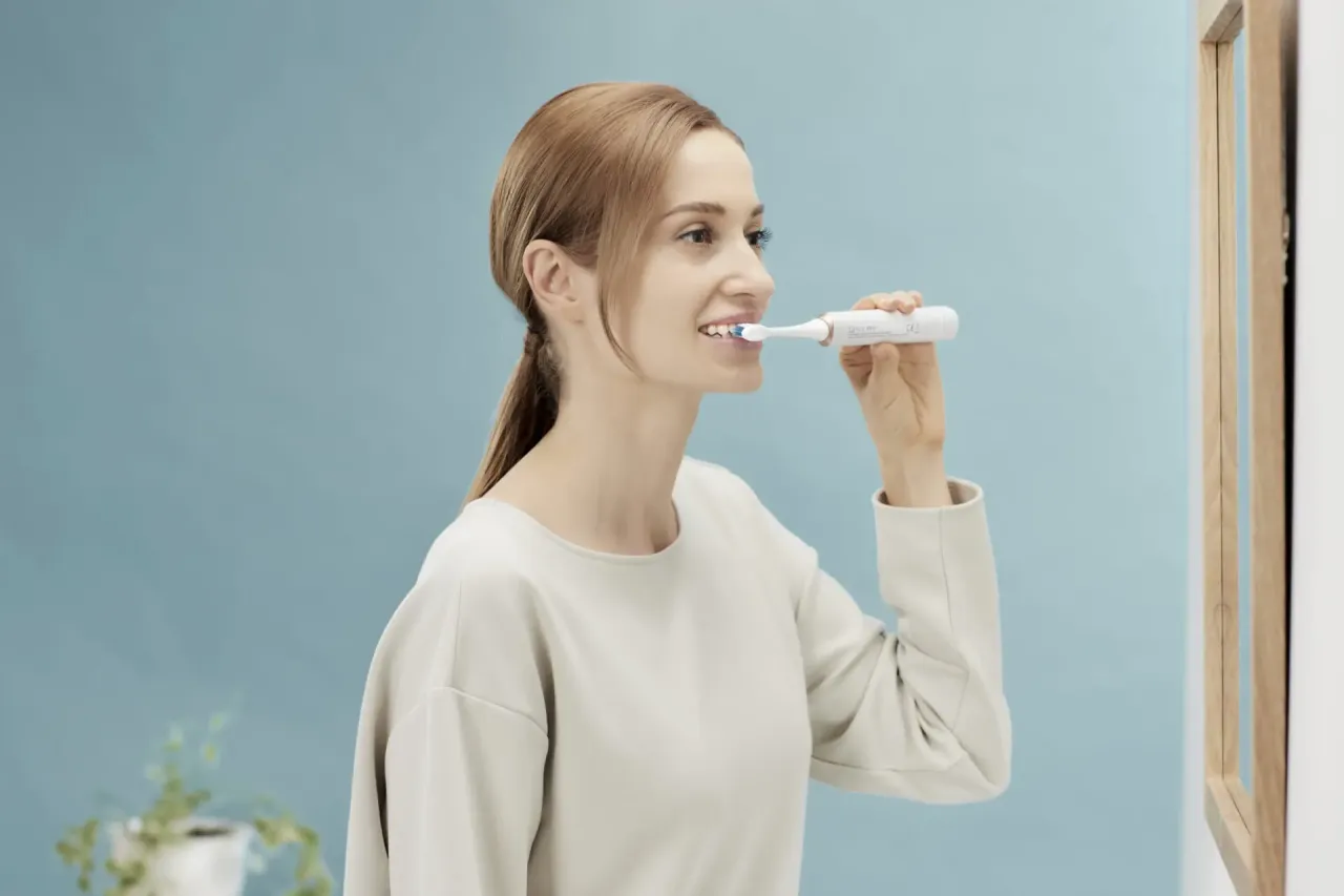 tabela por&oacute;wnawcza szczoteczek sonicznych i elektrycznych