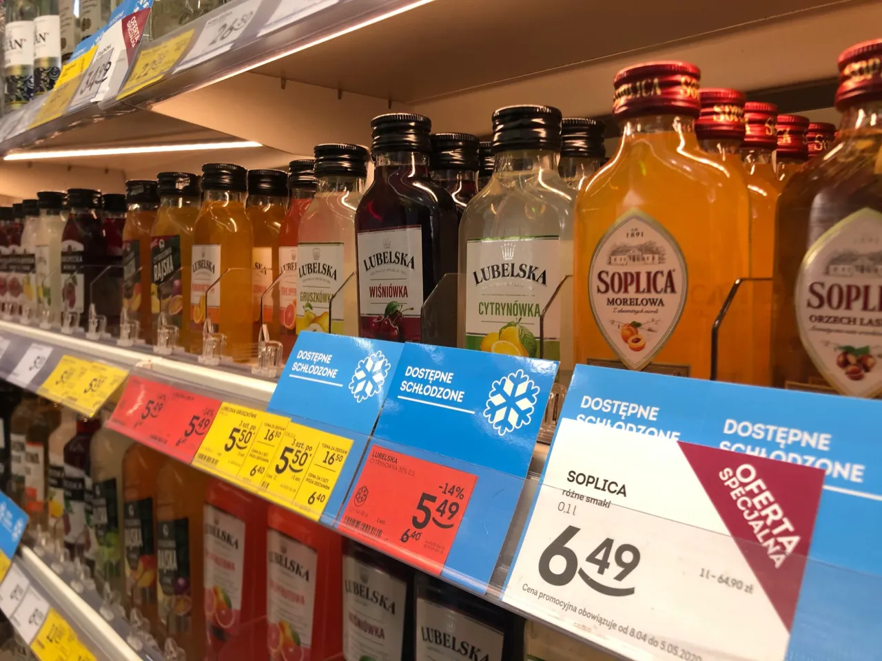 Słodkie napoje gazowane i alkohol