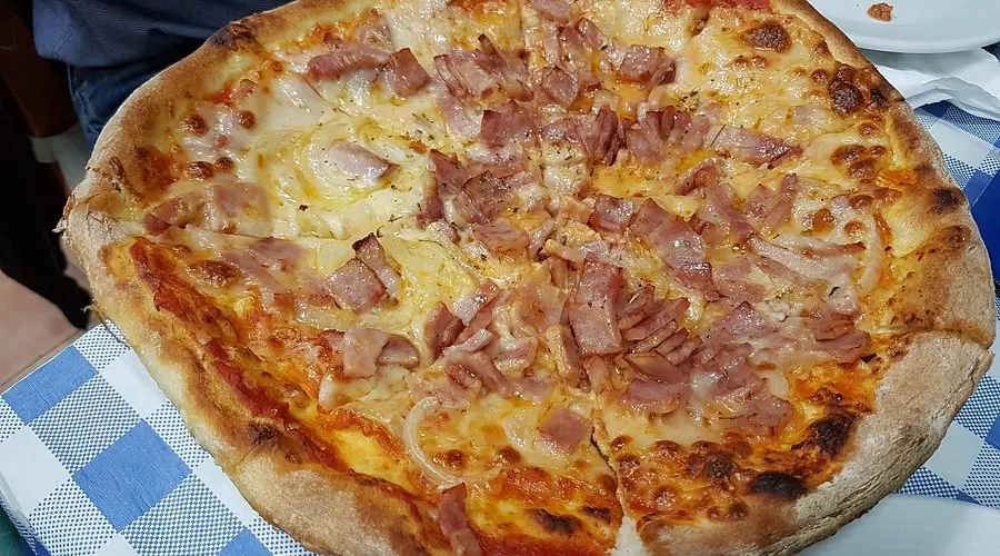 Pizza con vistas al mar en San Vicente de la Barquera