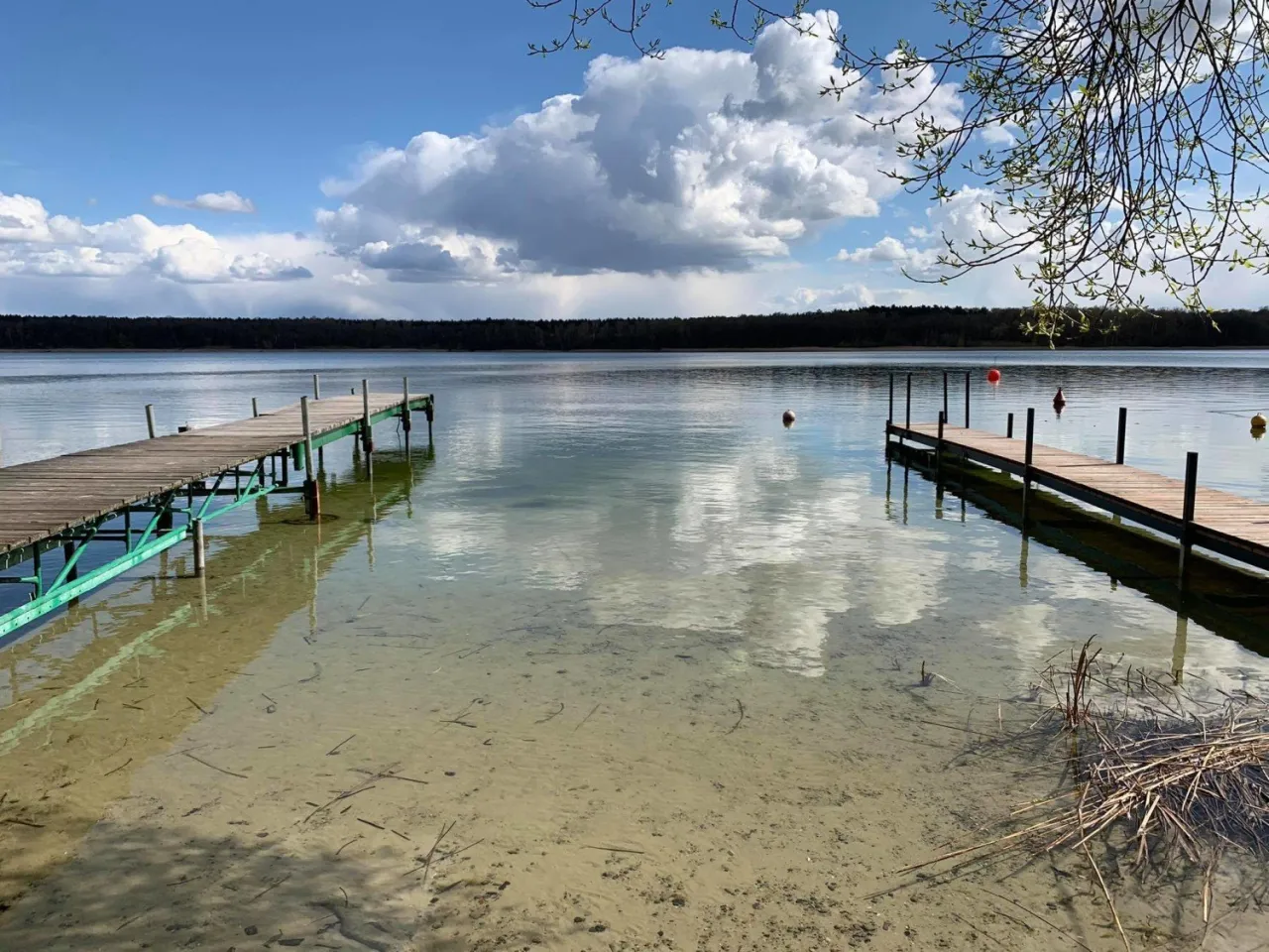 Plaża Ostrowo Jezioro Powidzkie