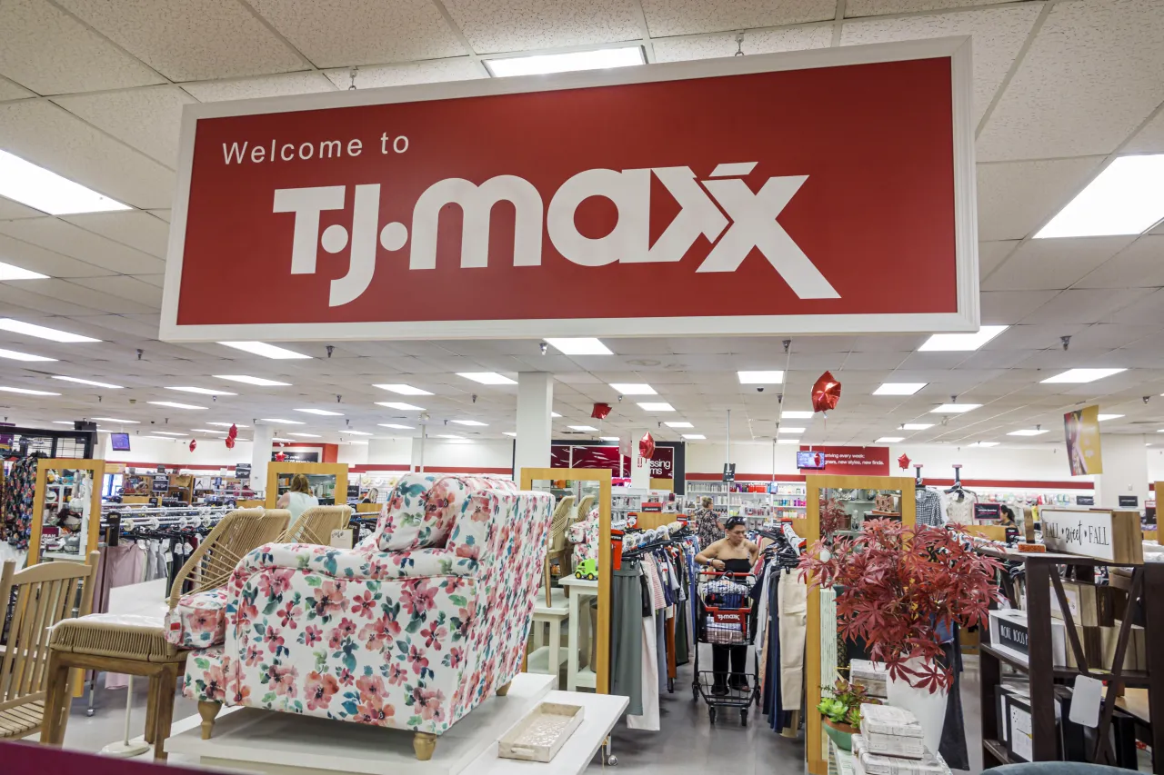 TJ Maxx Marshalls interior outlet