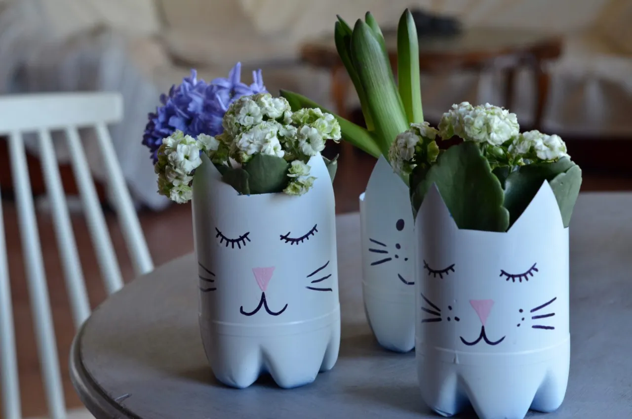 DIY doniczki z plastikowych butelek