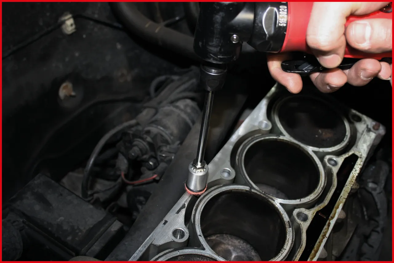 Demontaż miski olejowej Ursus C-360