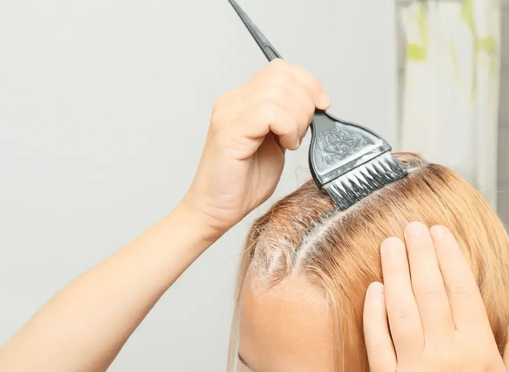 włosy przed farbowaniem przygotowanie