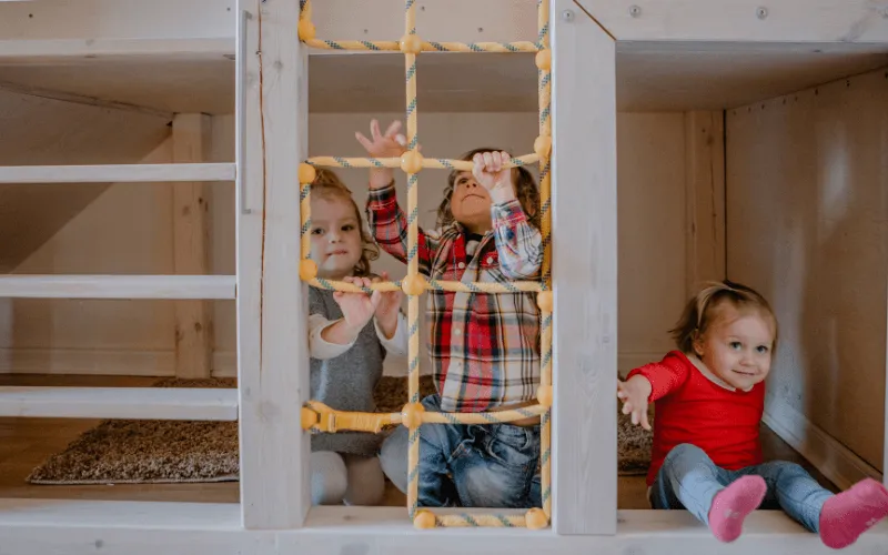 żłobek publiczny i prywatny porównanie