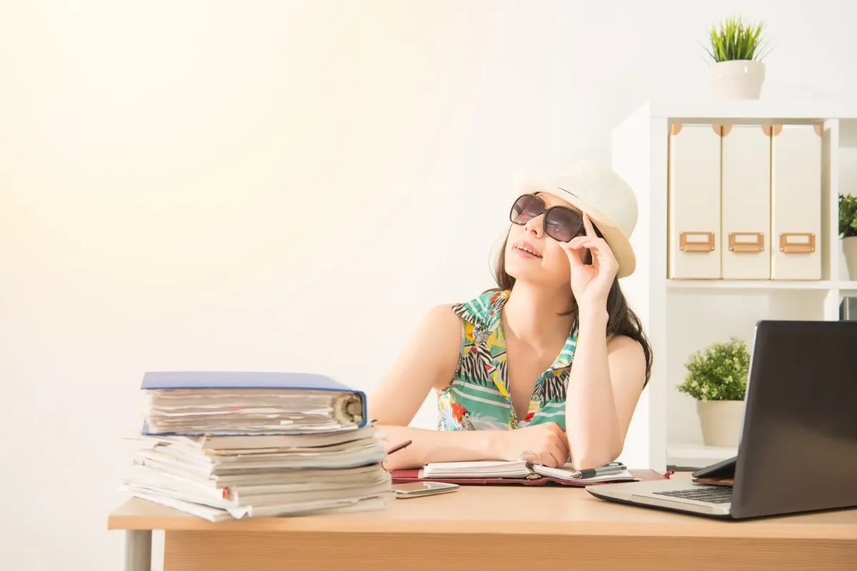 Urlop bezpłatny a urlop wypoczynkowy