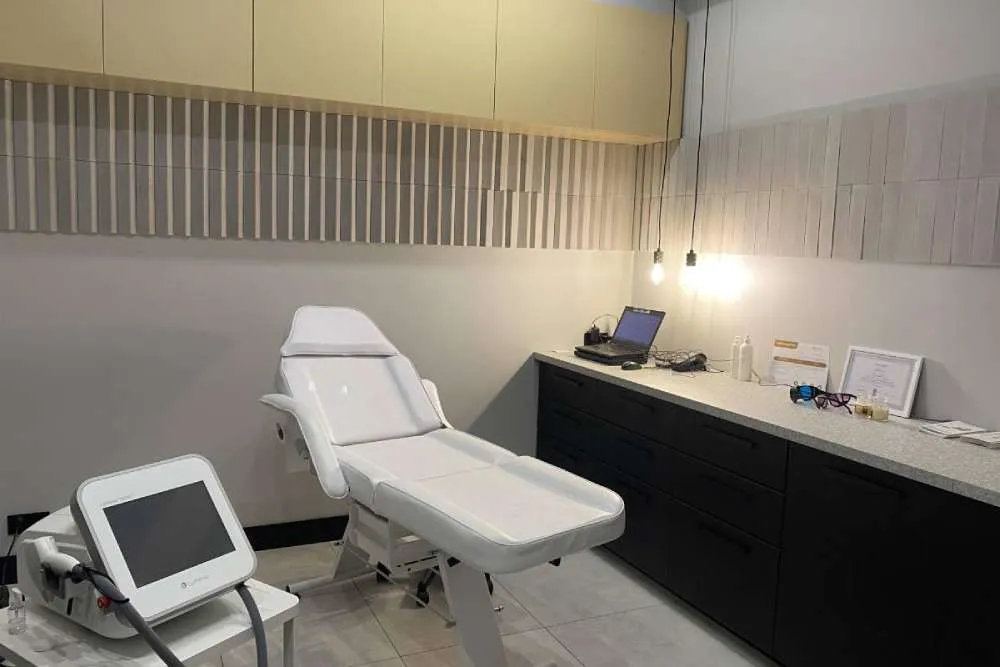 profesjonalny gabinet depilacji laserowej