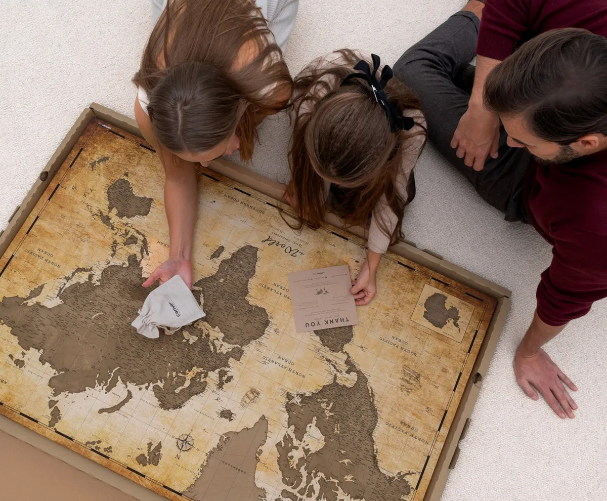 biuro podr&oacute;ży, mapa świata, planowanie wakacji
