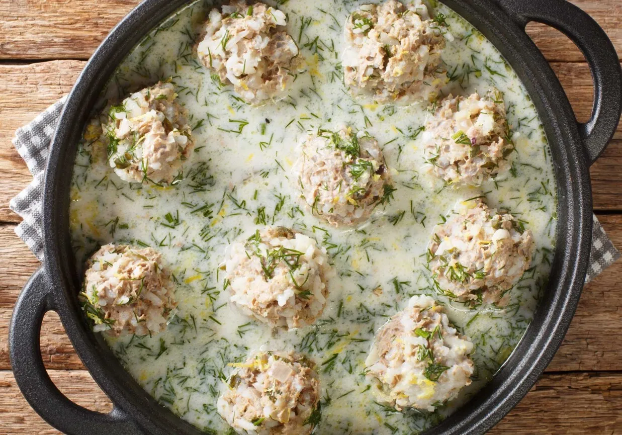 Klopsy drobiowe w sosie koperkowym nostalgia