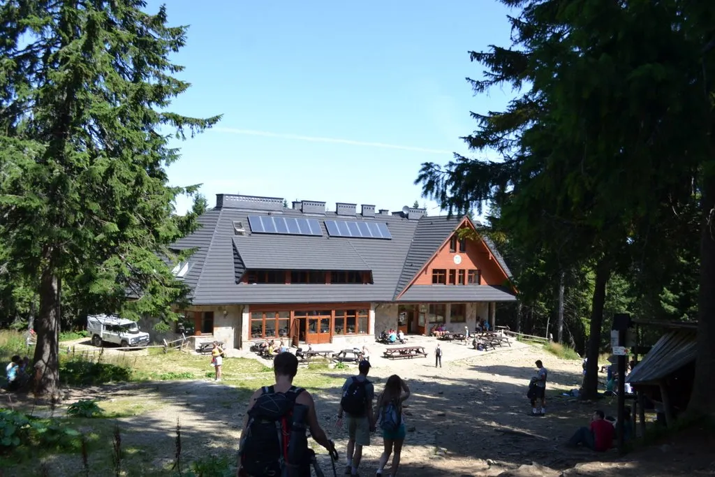 Schronisko PTTK Markowe Szczawiny nowe