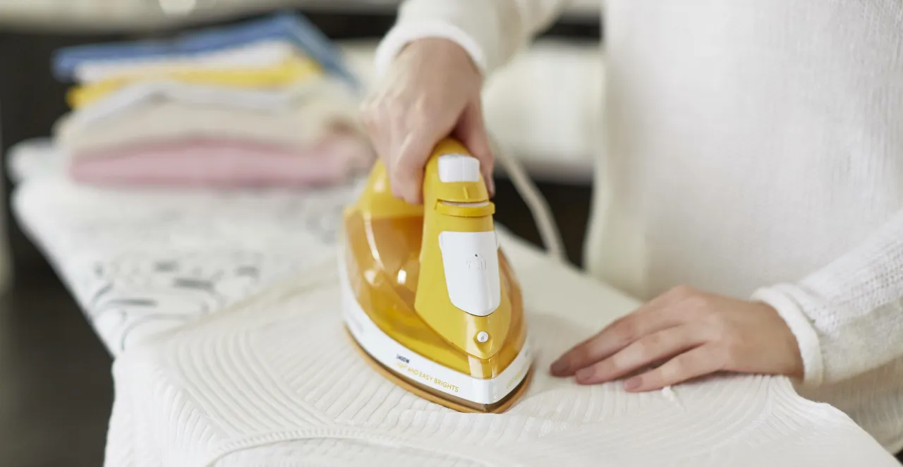 etykieta energetyczna żelazka, moc żelazka, rodzaje żelazek