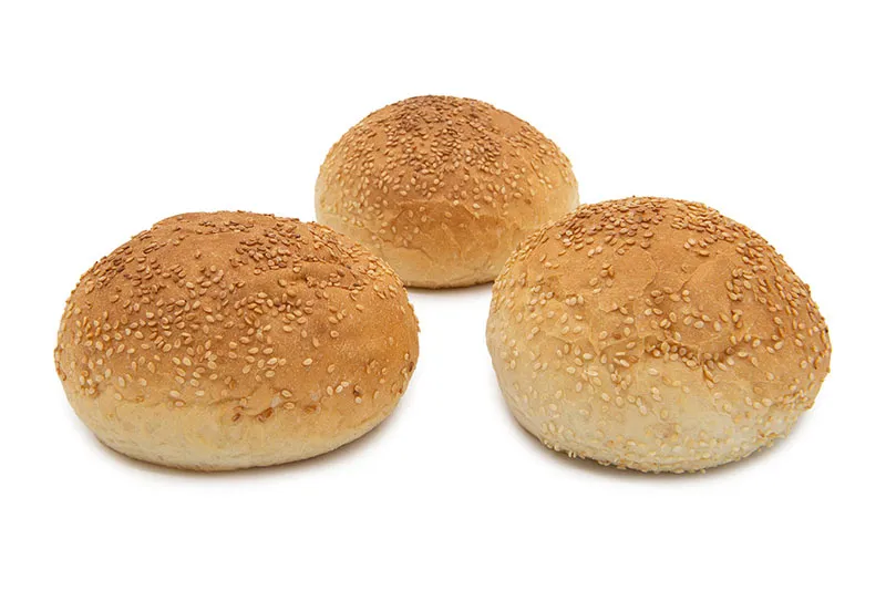 rzemieślnicze bułki do burger&oacute;w w piekarni