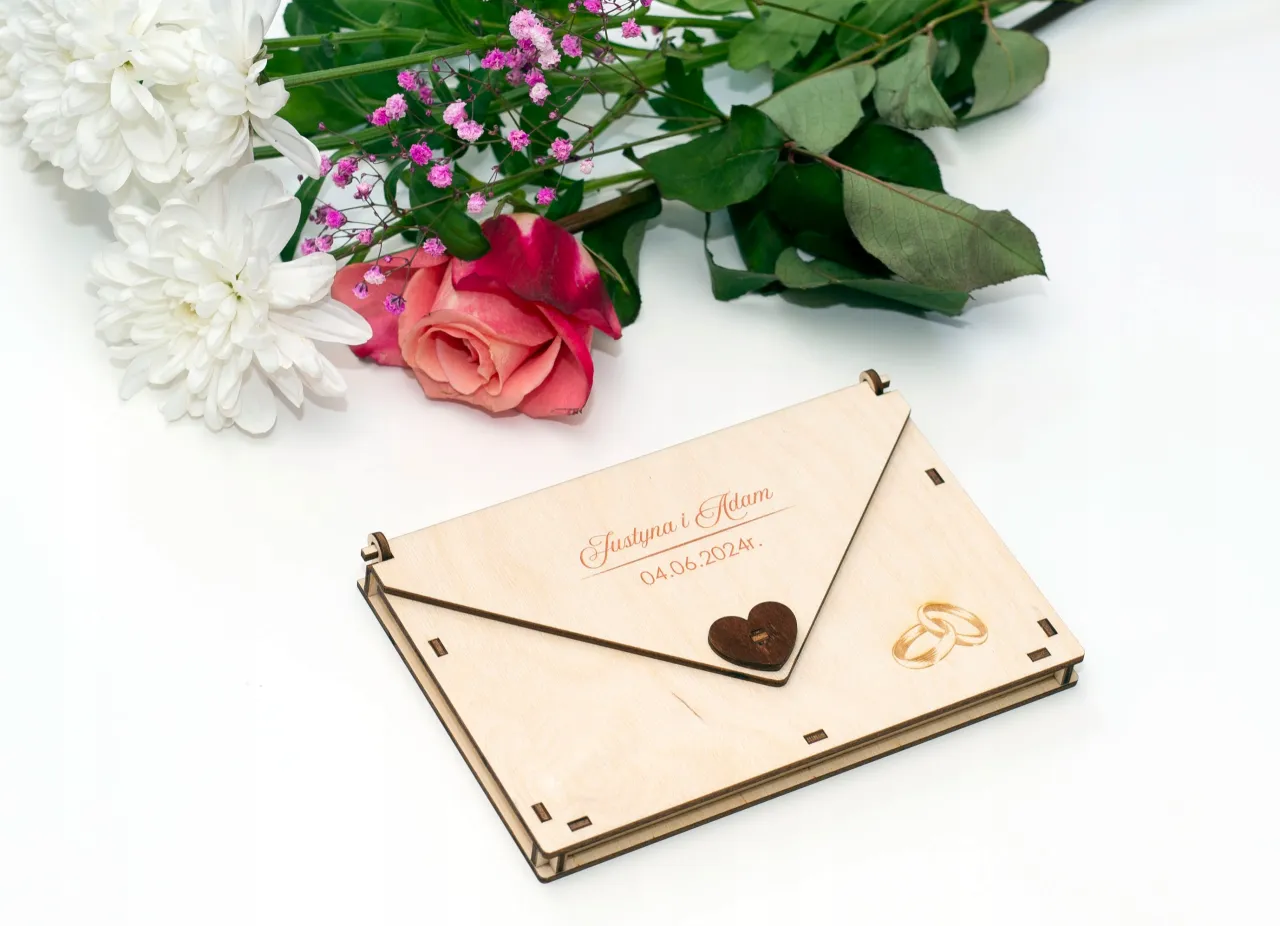 elegancka koperta z pieniędzmi na prezent ślubny