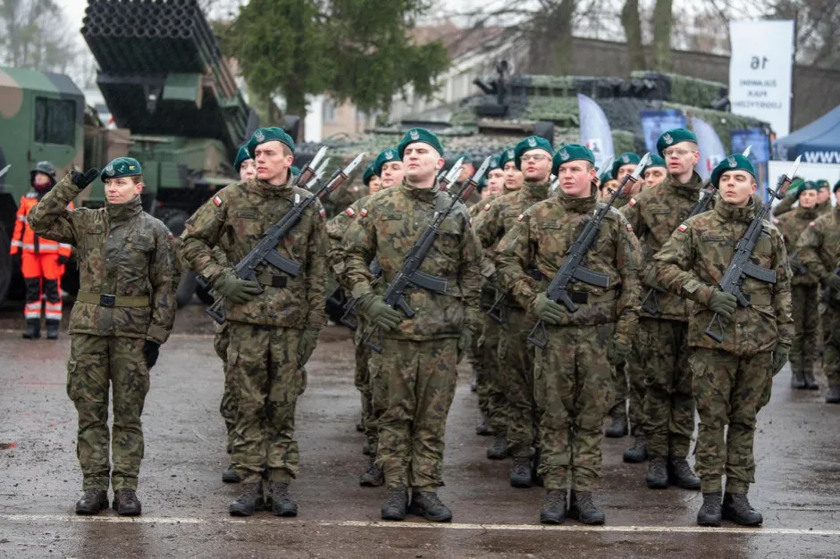 Żołnierz dobrowolnej zasadniczej służby wojskowej na służbie
