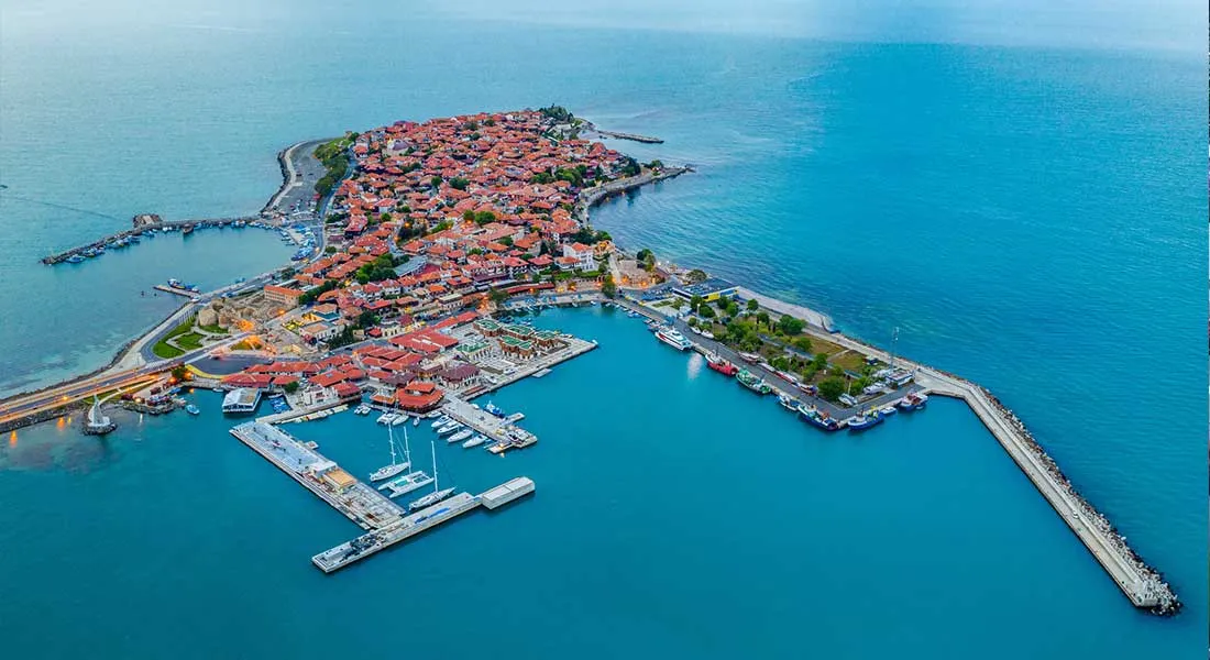 Nesebyr Stare Miasto UNESCO widok z lotu ptaka