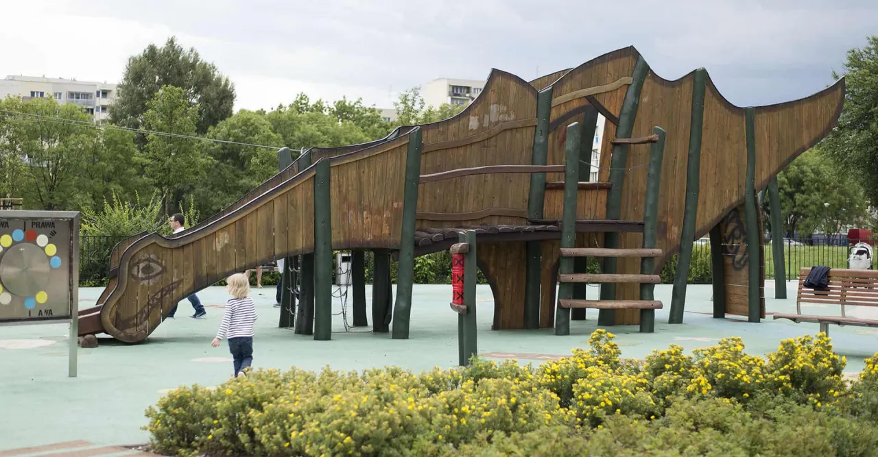 Warszawa parki dla dzieci place zabaw
