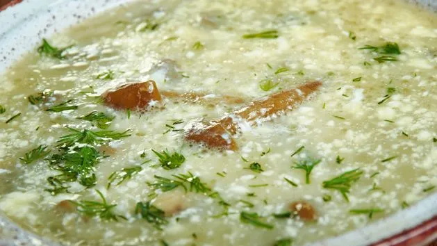 błędy w gotowaniu zupy, zwarzona śmietana w zupie