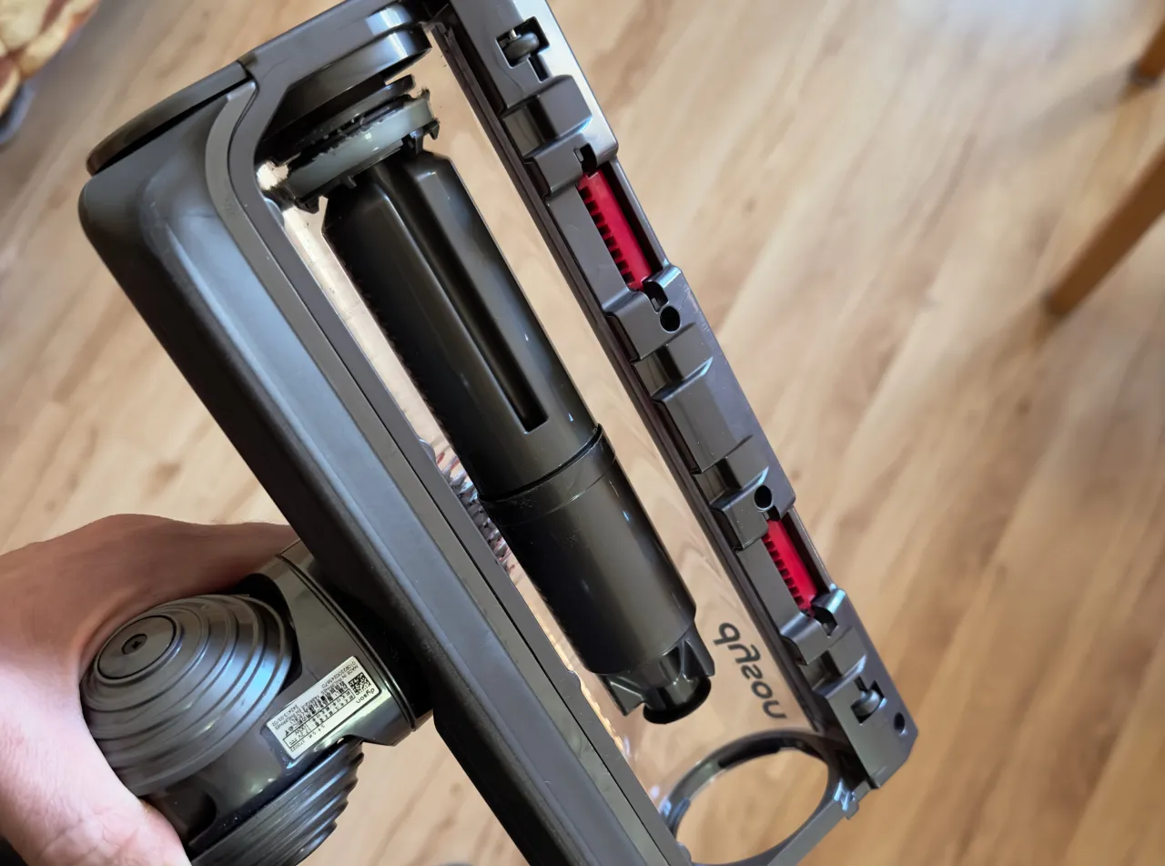 Dyson V15 czyszczenie elektroszczotki Digital Motorbar