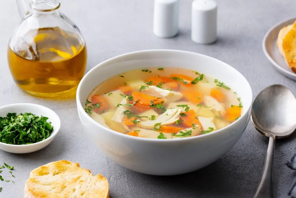 napoje kt&oacute;rych należy unikać przy b&oacute;lu brzucha