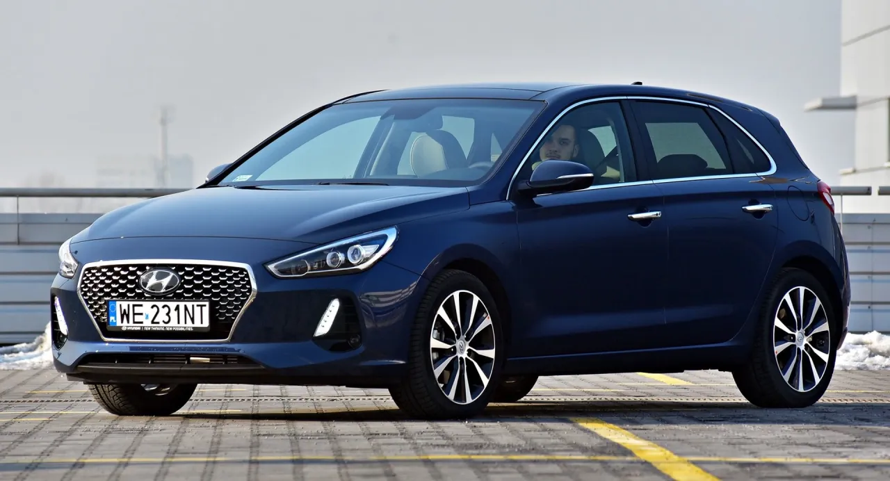 Tabela por&oacute;wnawcza pojemności baku Hyundai i30