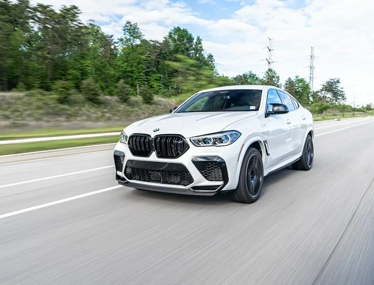 Samoch&oacute;d sprowadzony z zagranicy