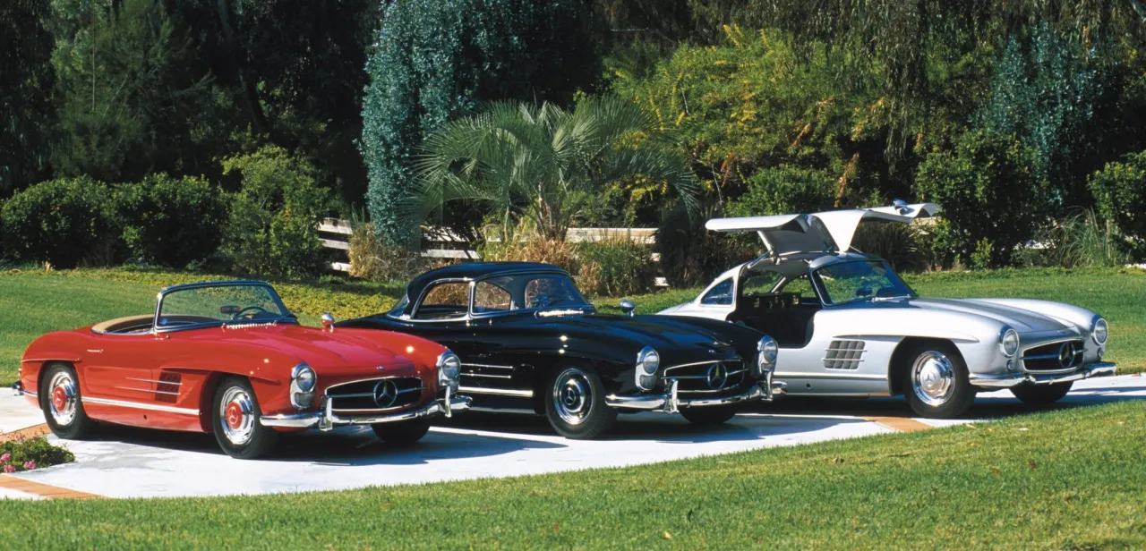 Mercedes 300 SL Gullwing i Roadster por&oacute;wnanie