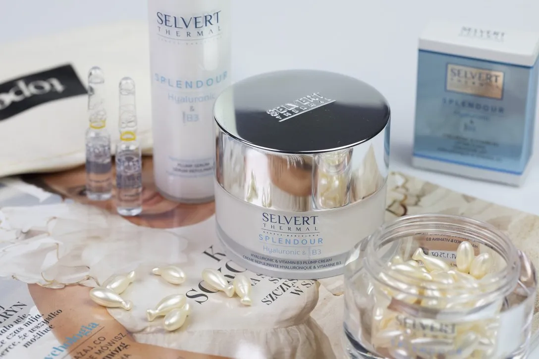 składniki aktywne w kosmetykach witamina C niacynamid kwas hialuronowy