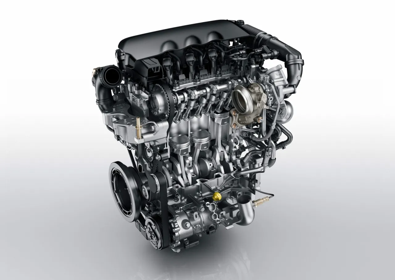 Opel Combo 1.2 PureTech silnik