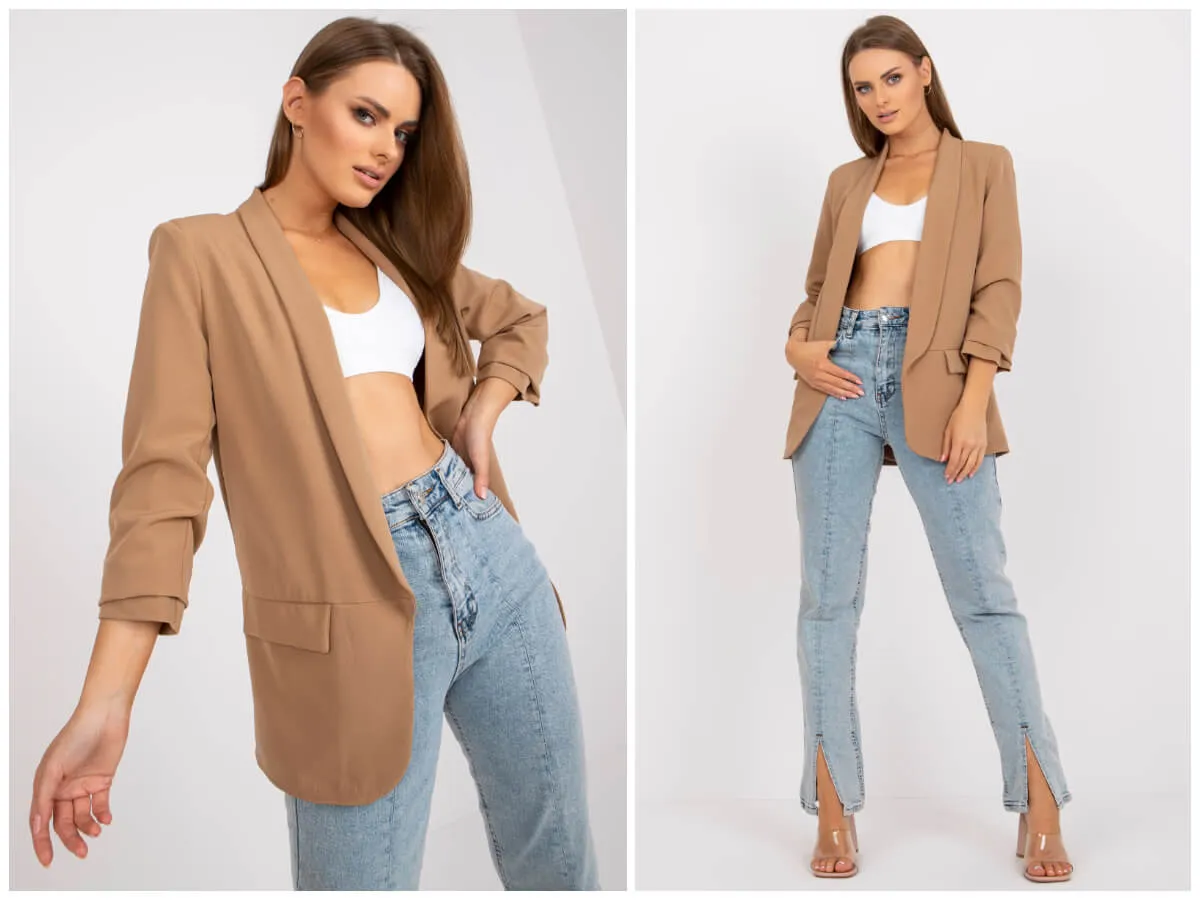 beżowa marynarka stylizacje kolorowe bluzki