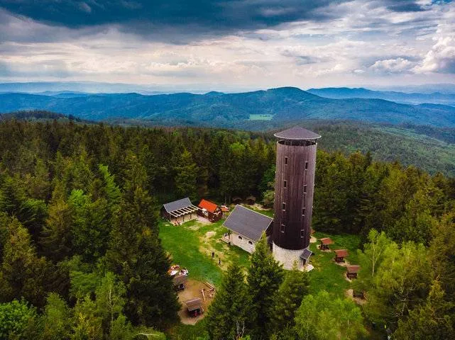 Borówkowa Góra szczyt infrastruktura bufet