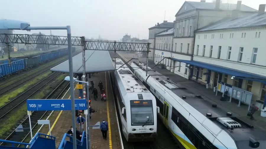 Pociąg na stacji Krzyż Wielkopolski