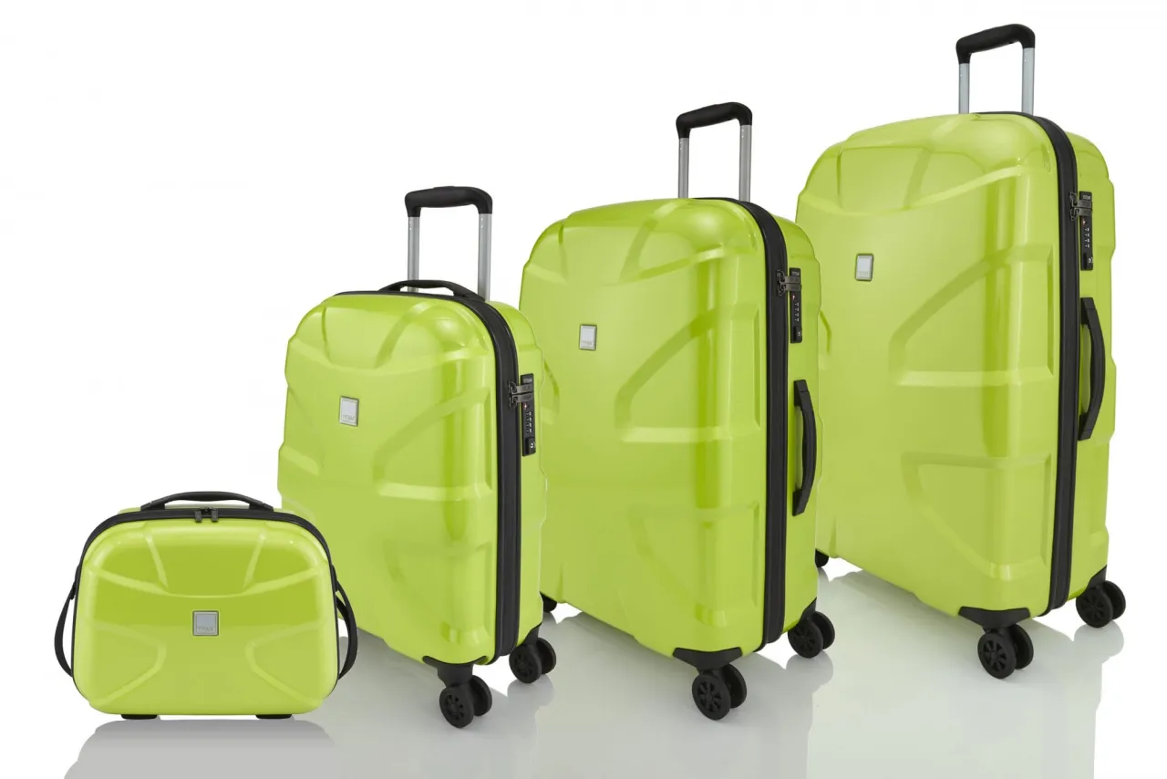 walizki z poliwęglanu różne kolory