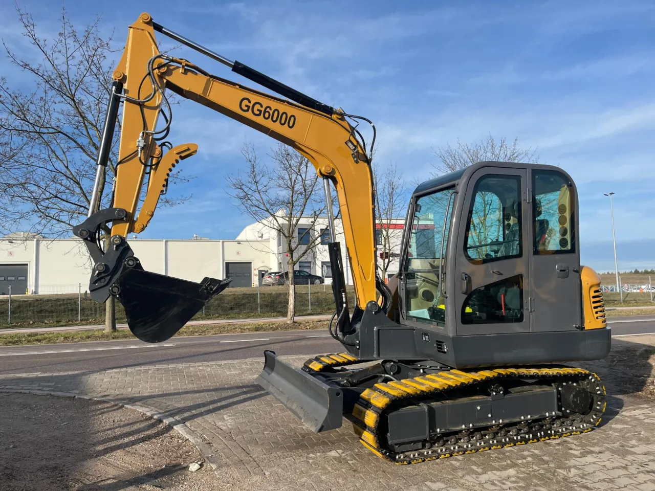 koparka gąsienicowa różne rozmiary cennik