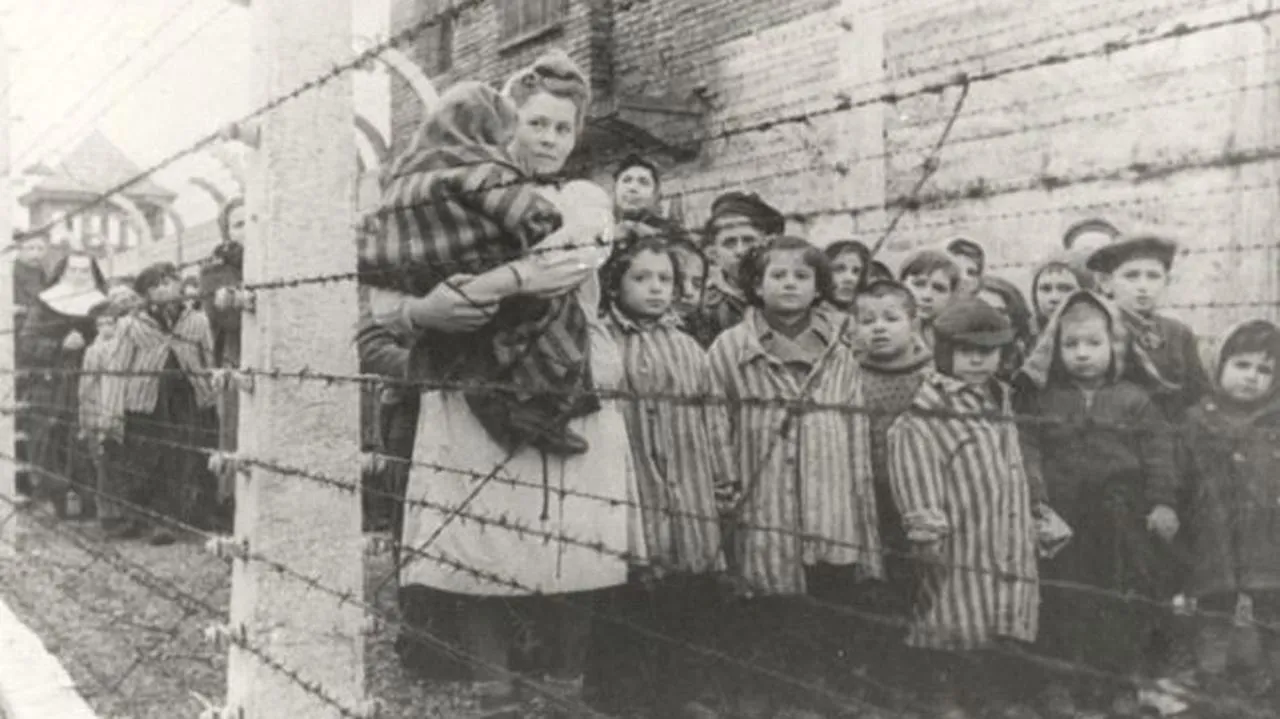 Zdjęcie Kto wyzwolił obóz w Auschwitz? Prawda o heroicznej akcji wojskowej