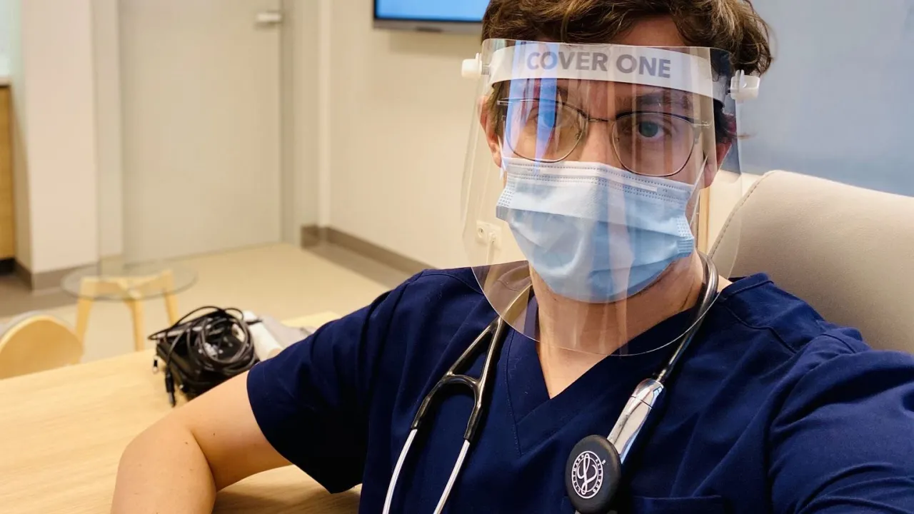 Leczenie COVID-19 w domu i szpitalu