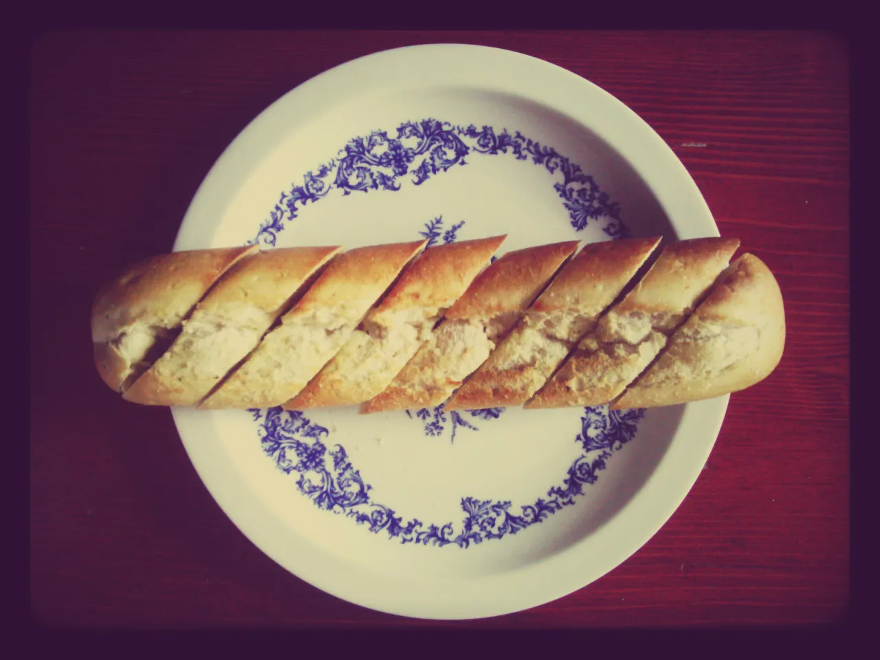 porównanie bułek czosnkowych z supermarketów