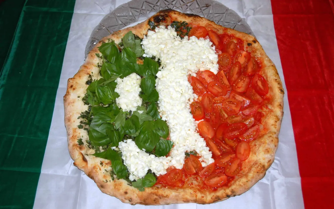 Historia pizzy od Neapolu