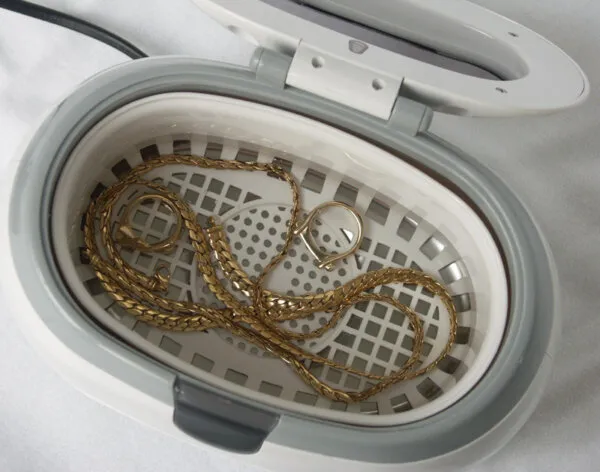 jubiler czyszczenie biżuterii ultradźwiękami