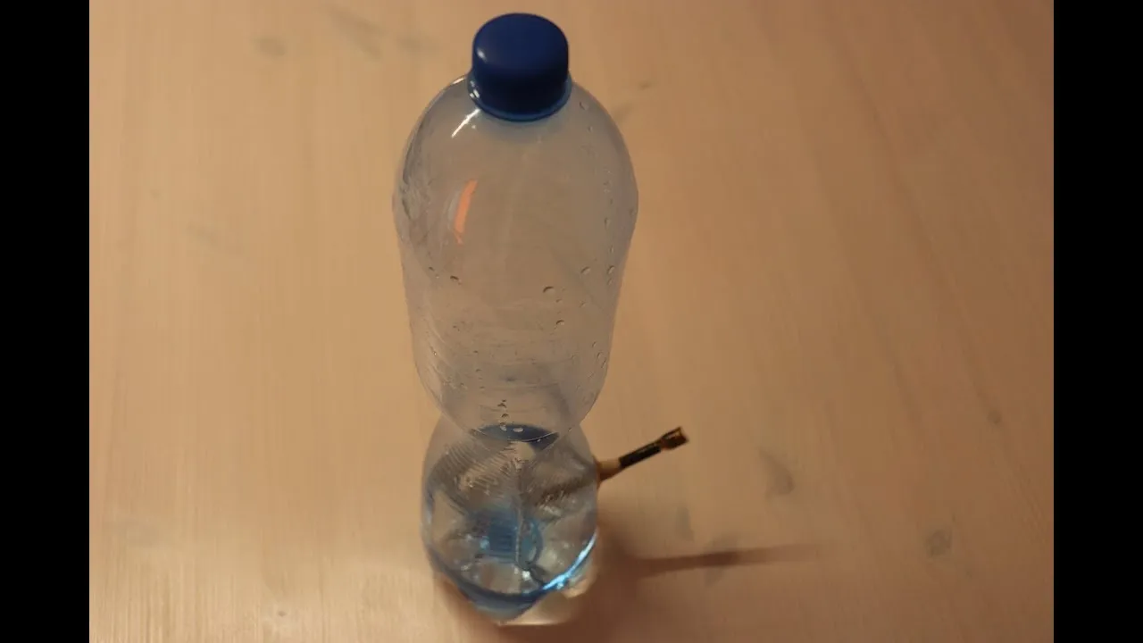 Zdjęcie Jak zrobić bongo z butelki?: Prosty przewodnik dla DIY entuzjastów