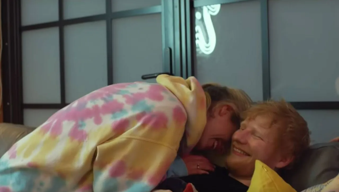 Zdjęcie Czy Ed Sheeran ma dzieci? Odkryj imiona i historie jego córek