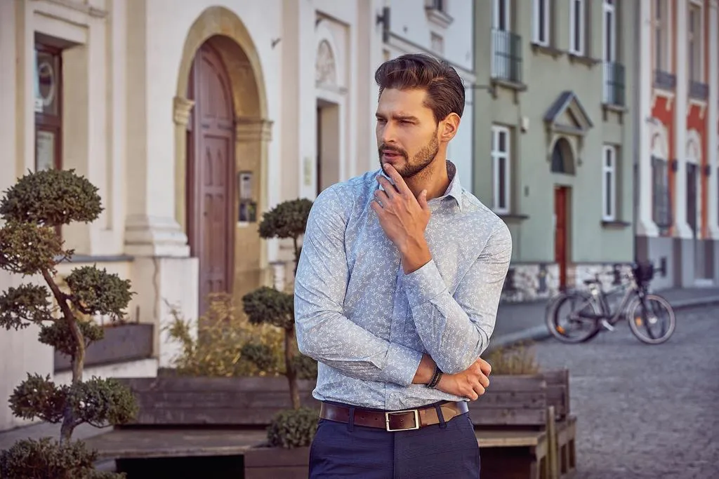 Zdjęcie Modne koszule męskie: aktualne trendy i stylizacje 2023