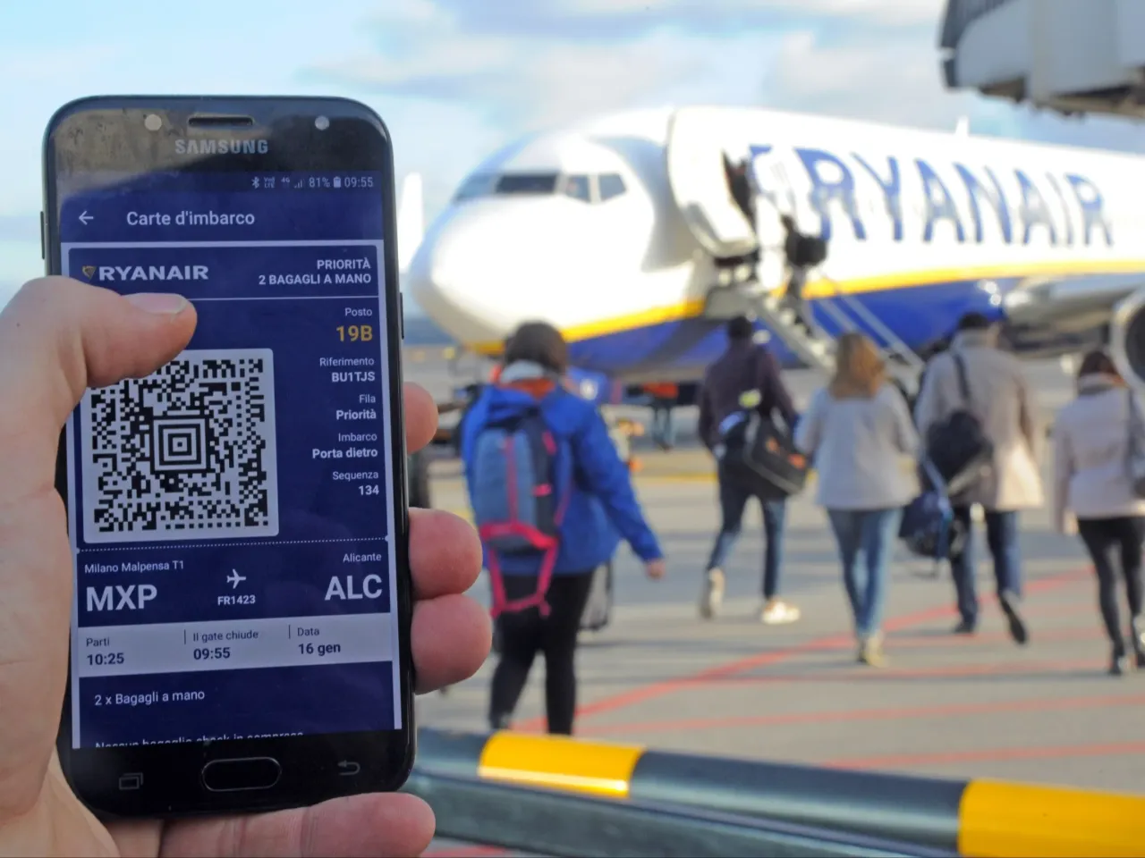 Zdjęcie Ryanair karta pokładowa: drukować czy nie? Sprawdź, kiedy musisz!