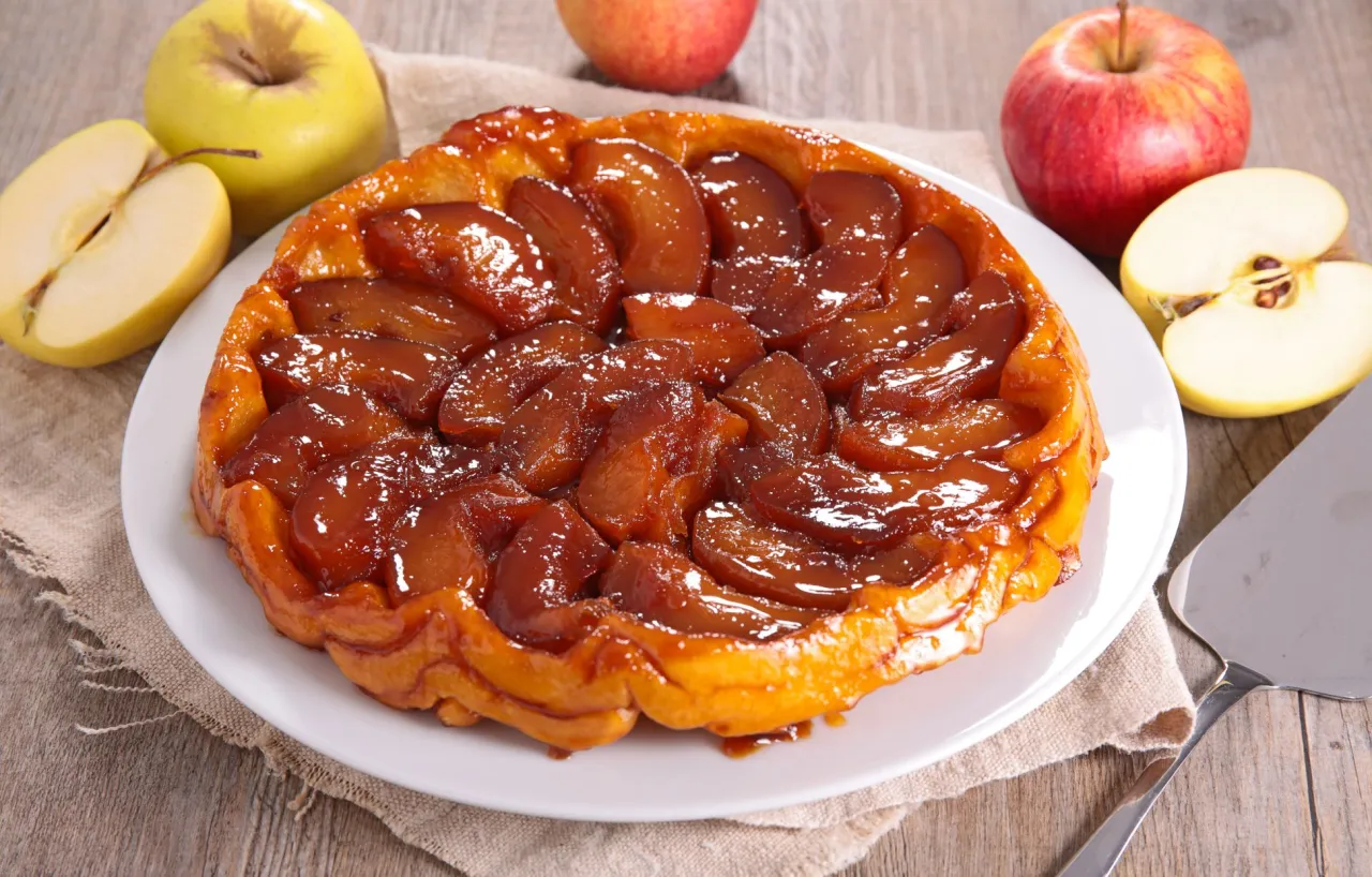 Zdjęcie Tarte Tatin: Jak uniknąć najczęstszych błędów w przygotowaniu?