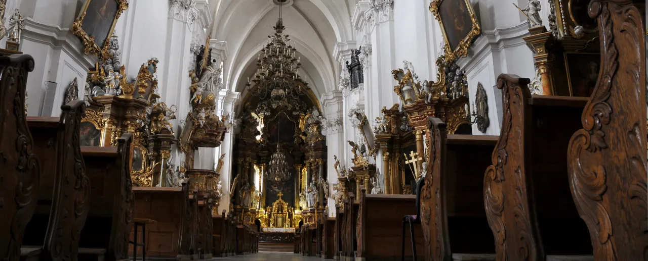 Zdjęcie Trzebnica sanktuarium św. Jadwigi - historia, architektura i kult pielgrzymkowy