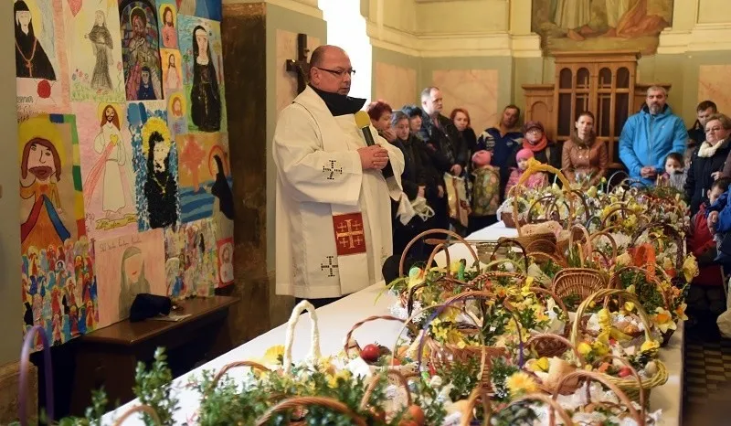 Zdjęcie Okres wielkanocny w Kościele - poznaj jego znaczenie i czas trwania