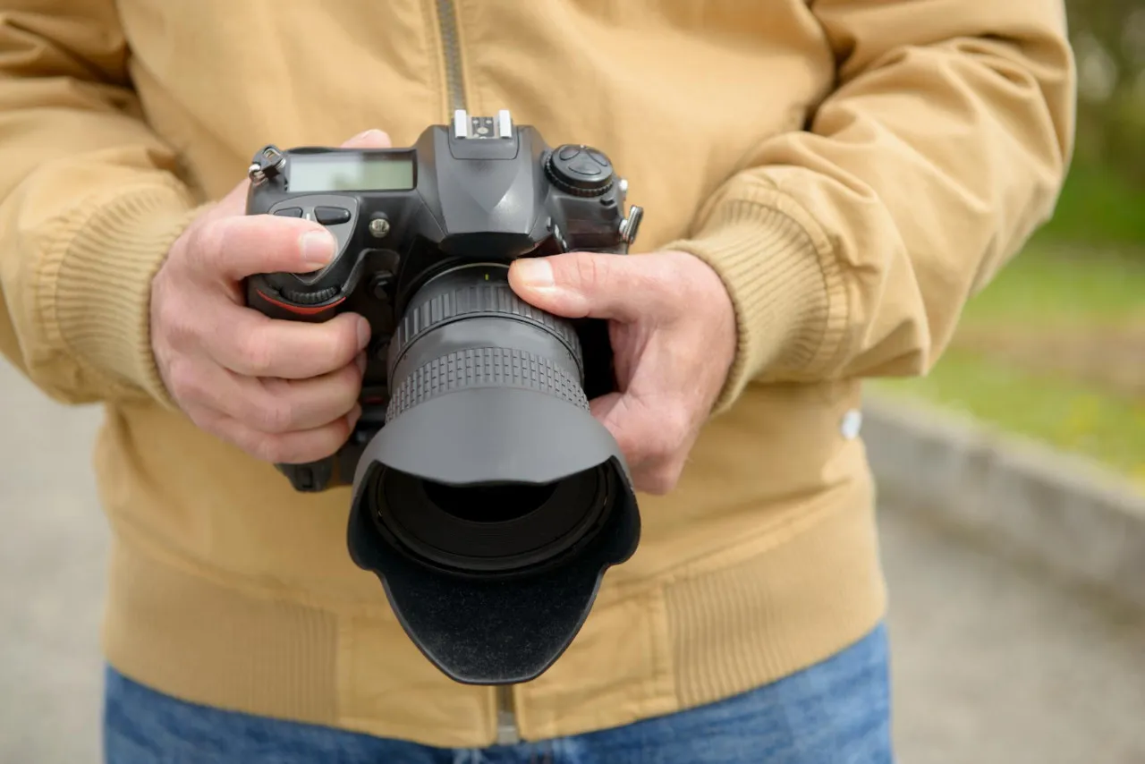 Zdjęcie Jaki aparat dla amatora: najlepsze modele, które ułatwią naukę fotografii