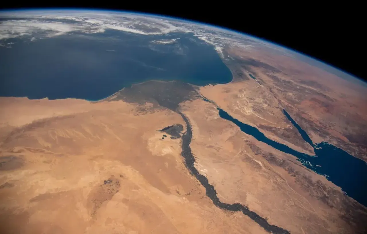 Zdjęcie Jaka jest najdłuższa rzeka na świecie? Zaskakujące fakty o Nilu i Amazonce